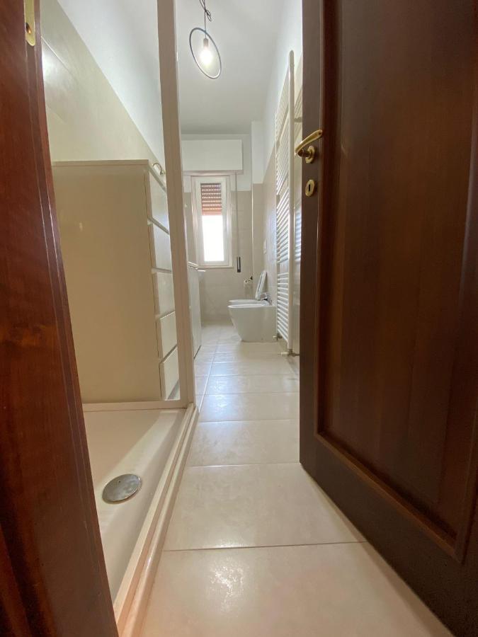 Hlux Oi Affiₜₜacaₘere Hotel Piacenza Buitenkant foto