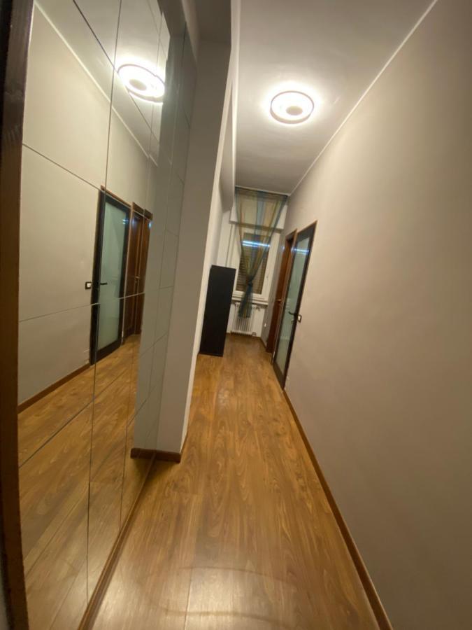 Hlux Oi Affiₜₜacaₘere Hotel Piacenza Buitenkant foto