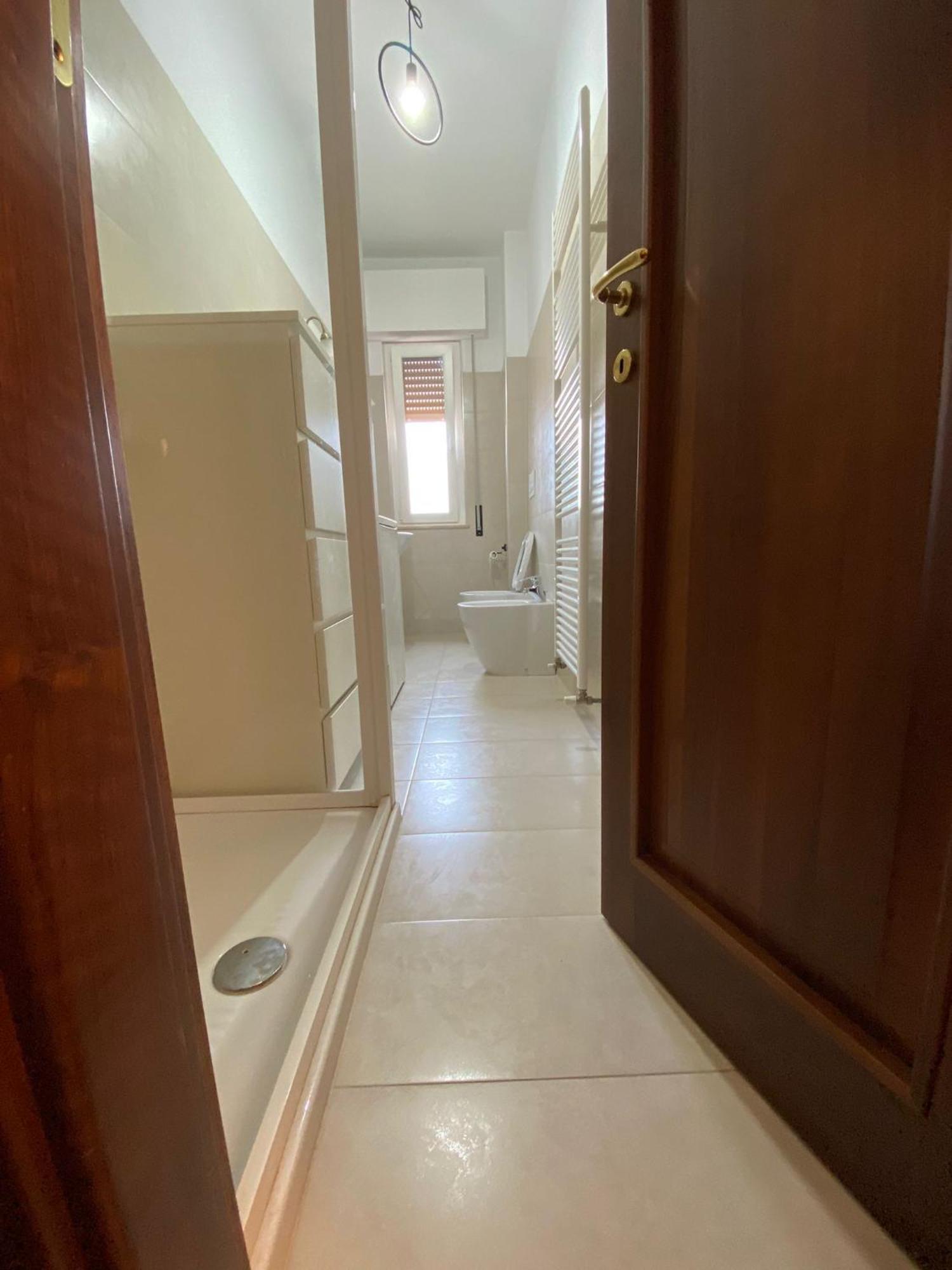 Hlux Oi Affiₜₜacaₘere Hotel Piacenza Buitenkant foto